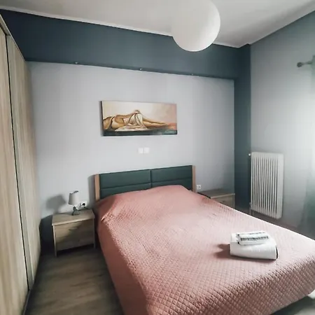 Efrosini's By The Sea Apartment *