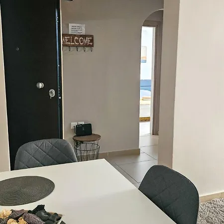 Efrosini's By The Sea Apartamento *
